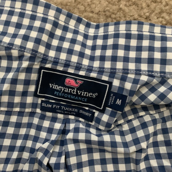 Vineyard Vines Gingham Performance Tucker Slim Fit - Picture 3 of 3